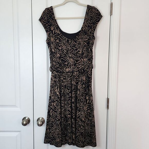 Coldwater Creek Dress Fit & Flare Cap Sleeve Black Tan Print Size 16 - Picture 2 of 7